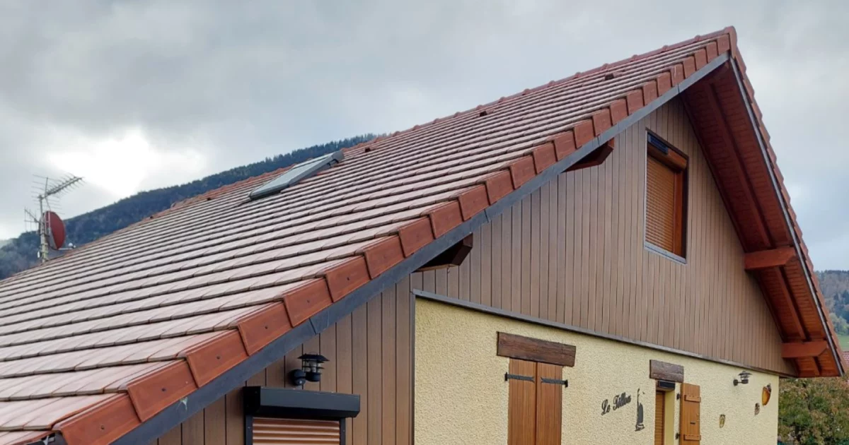 Une entrée pleine de charme et de caractère en WEO Essential Teak